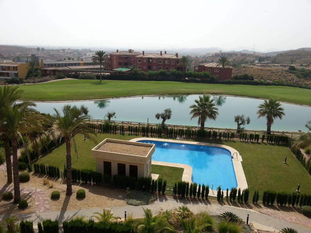Apartamento Unifamiliar Golf Vera Urb Privada Y Tranquila Quarto foto